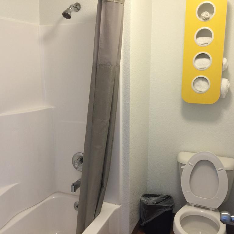 Motel 6 เบเกอร์สฟีลด์ ห้อง รูปภาพ